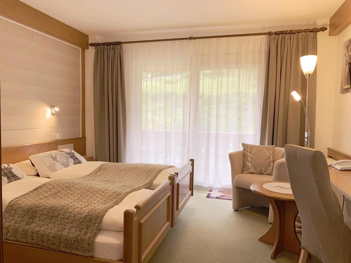 Landhotel Untere Kapfenhardter Muehle Unterreichenbach Экстерьер фото