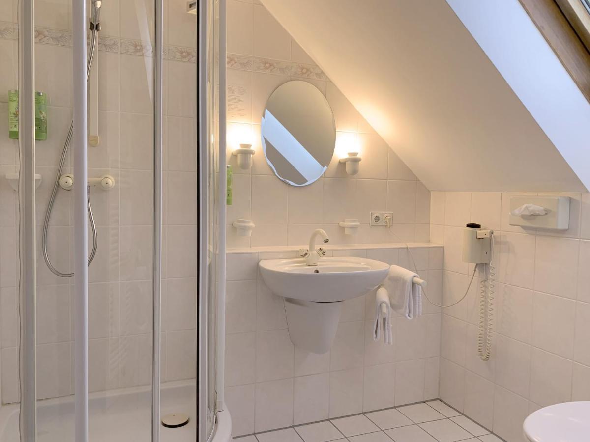 Landhotel Untere Kapfenhardter Muehle Unterreichenbach Экстерьер фото
