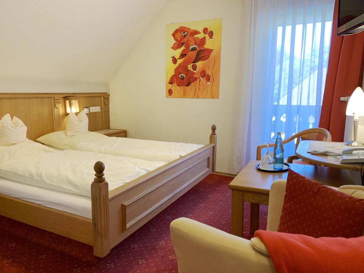 Landhotel Untere Kapfenhardter Muehle Unterreichenbach Экстерьер фото