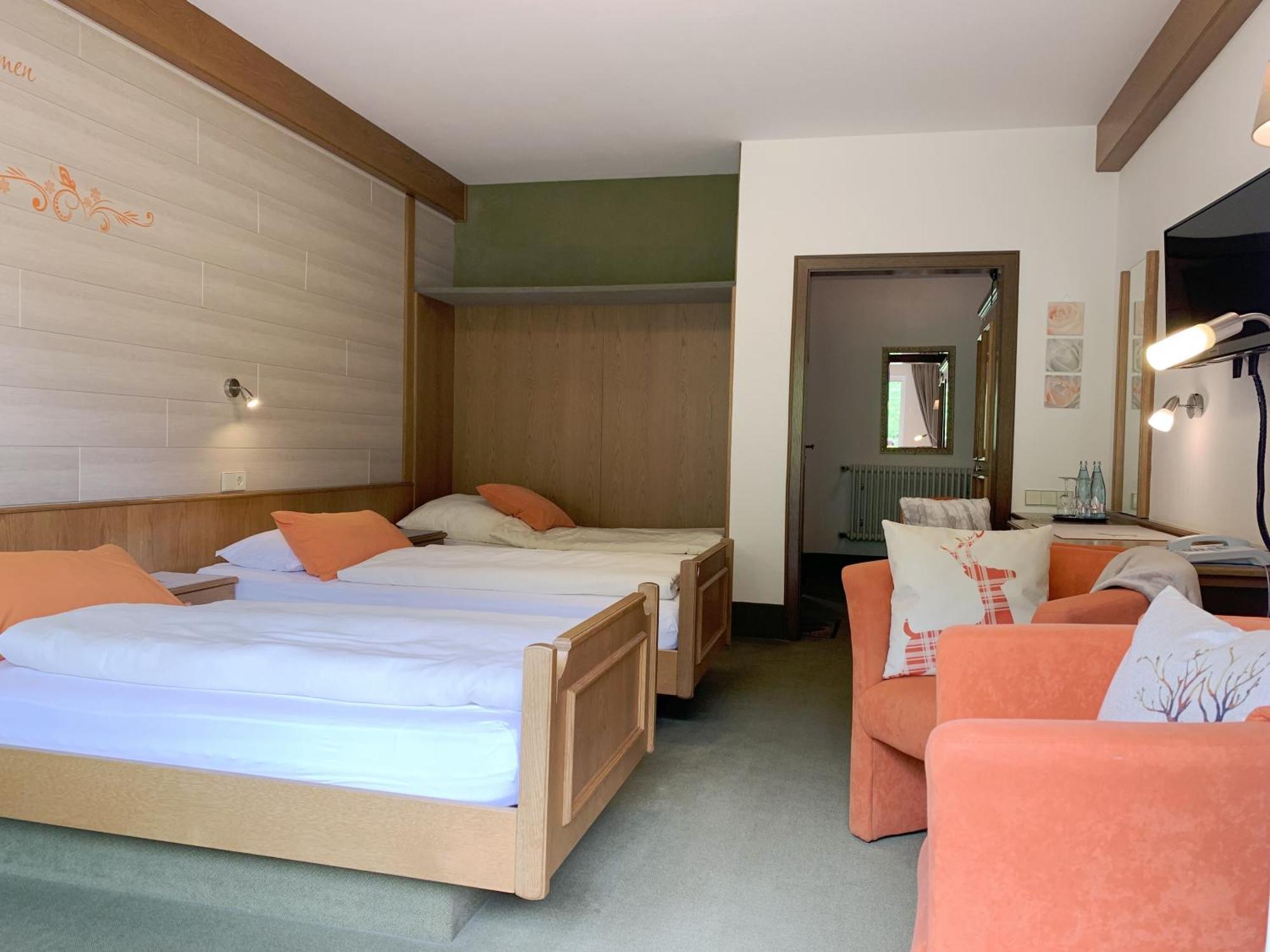 Landhotel Untere Kapfenhardter Muehle Unterreichenbach Экстерьер фото
