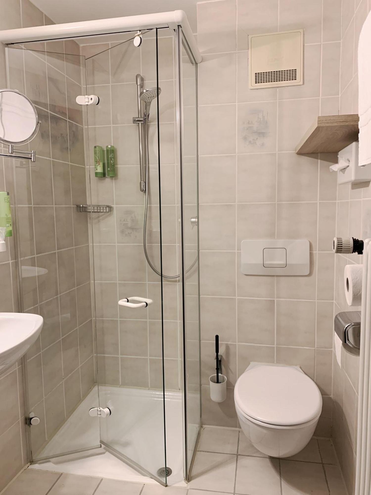 Landhotel Untere Kapfenhardter Muehle Unterreichenbach Экстерьер фото